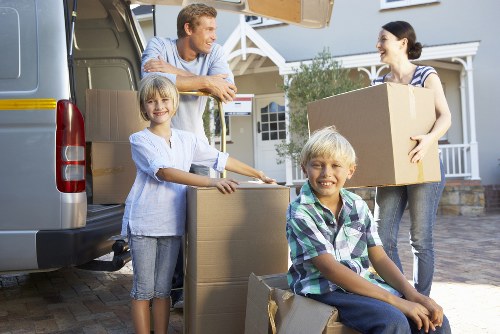 Choosing the right moving truck size for a Ruislip move
